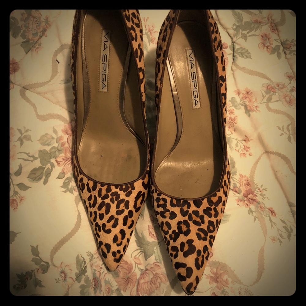 Leopard heels